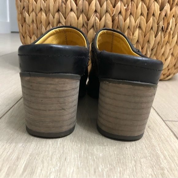 Bussola Woodville Black Leather Clogs Excellent Used Condition SZ 38EU & 7.5 US - Picture 3 of 8